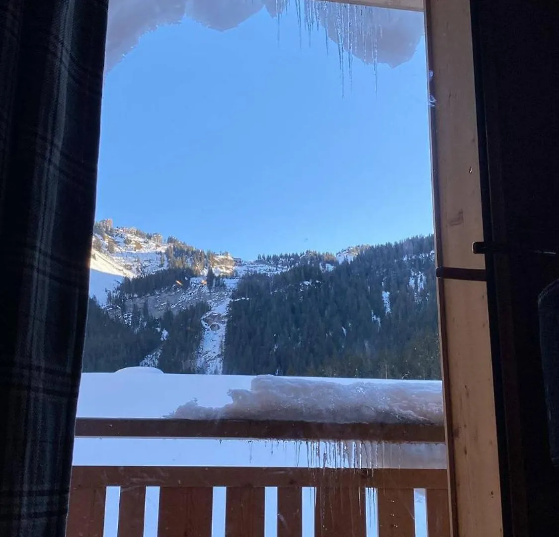 Alpine Creek - Luxury Ski-In Avoriaz Morzine 0*,